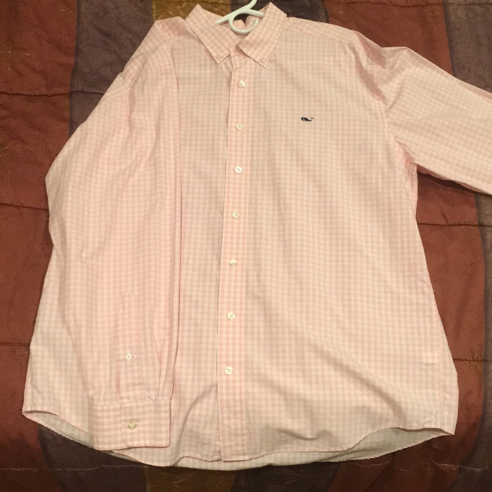 Vineyard Vines button down shirt